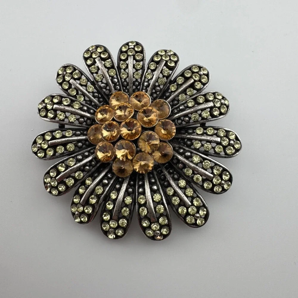 Vintage Style Silver Tone Amber Yellow Rhinestone Flower Brooch Large Daisy 2.5